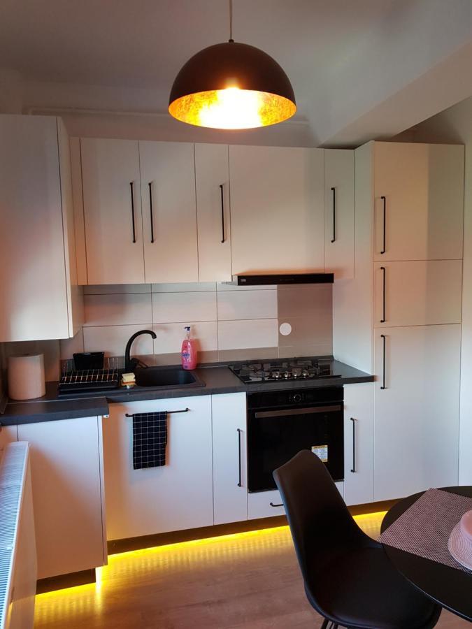 Kolonaki Domus Apartment 3 ยาช ภายนอก รูปภาพ