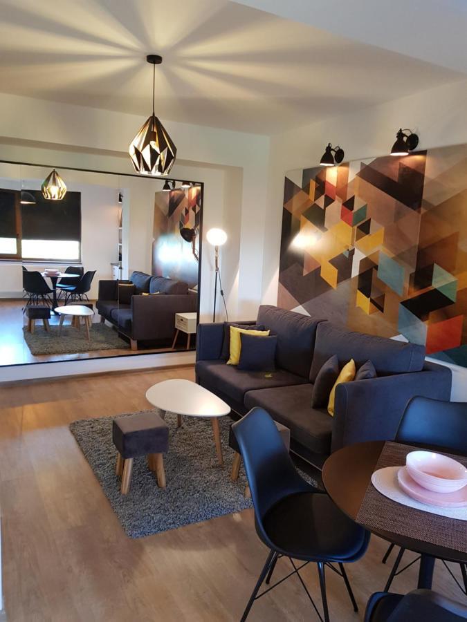 Kolonaki Domus Apartment 3 ยาช ภายนอก รูปภาพ