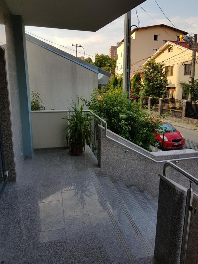 Kolonaki Domus Apartment 3 ยาช ภายนอก รูปภาพ